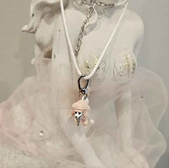 POODLE LOVE PINK WHITE CORDED NECKLACE - Picture 3 of 5